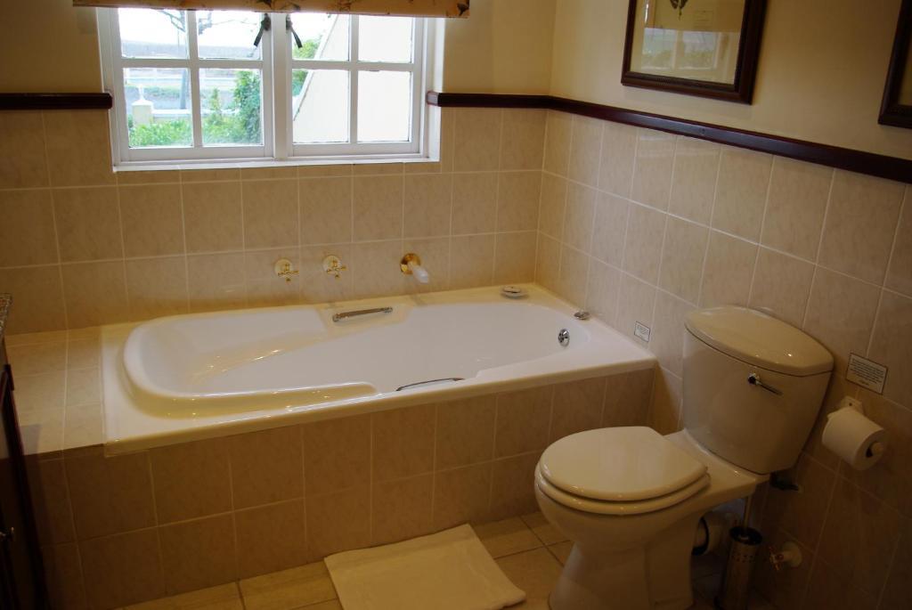 Lyngrove Wines & Guesthouse ステレンボッシュ 部屋 写真