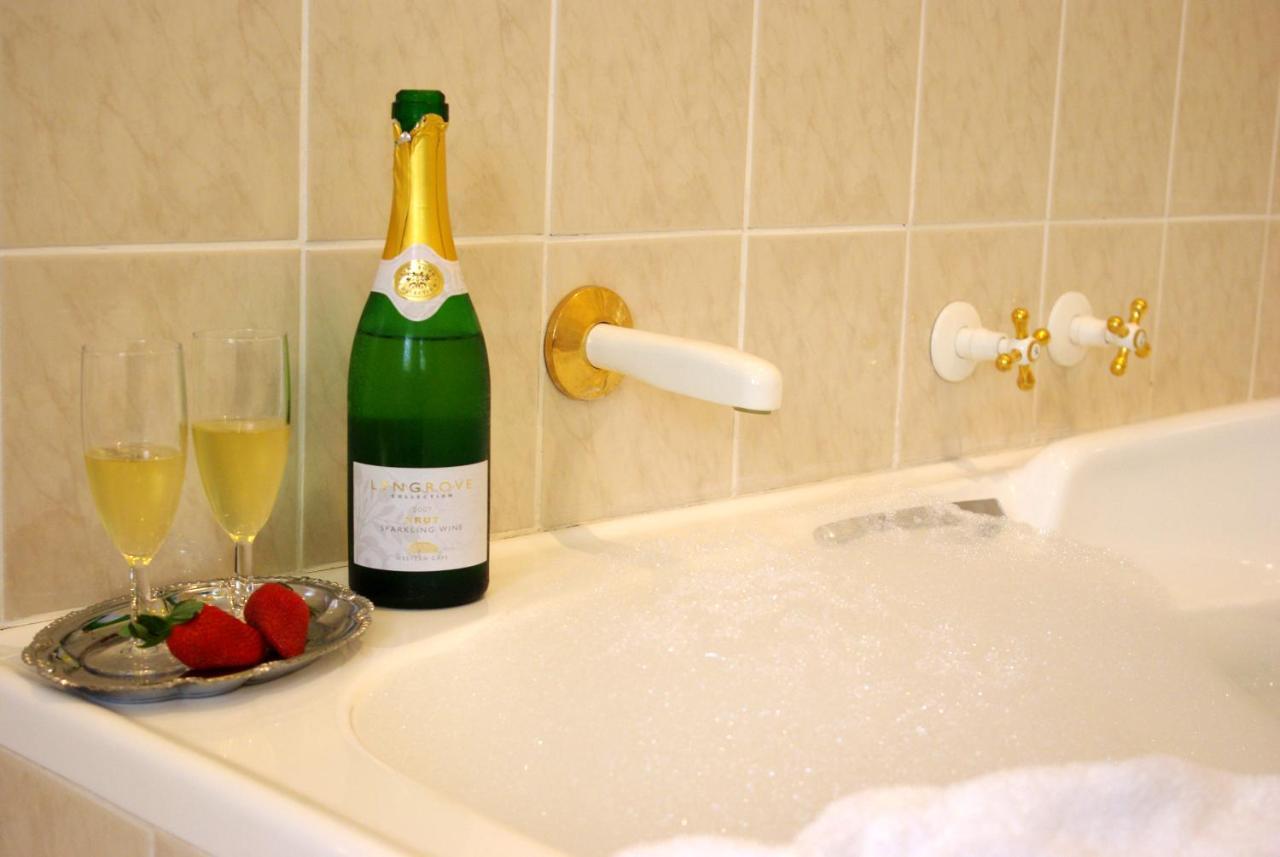 Lyngrove Wines & Guesthouse ステレンボッシュ エクステリア 写真